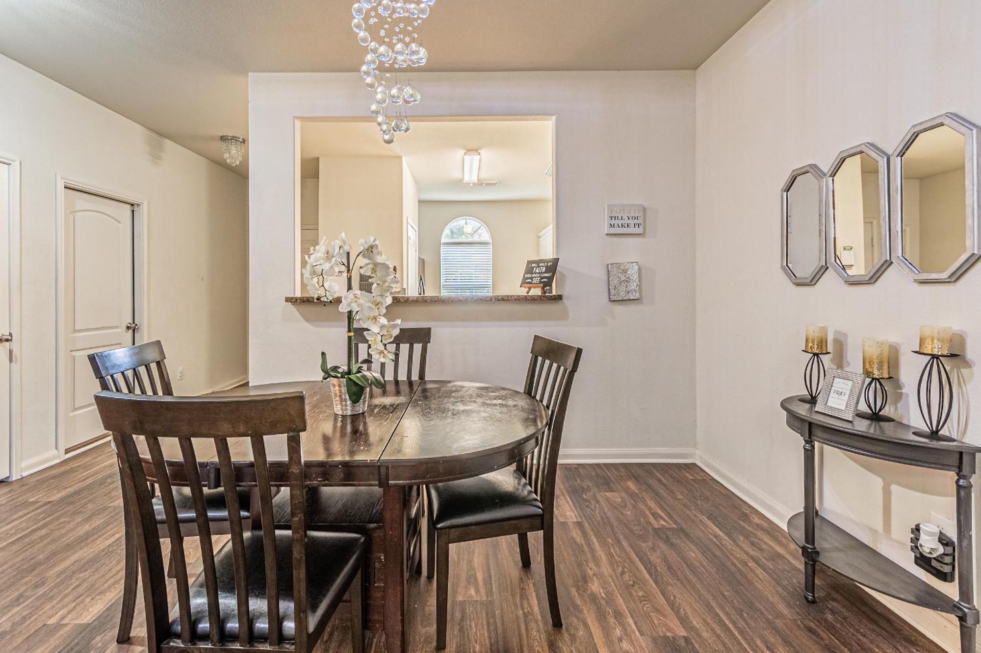 Luxury 5Br Dallas Retreat With Business Amenities - Perfect For Business Travelers, Families & Groups Luaran gambar