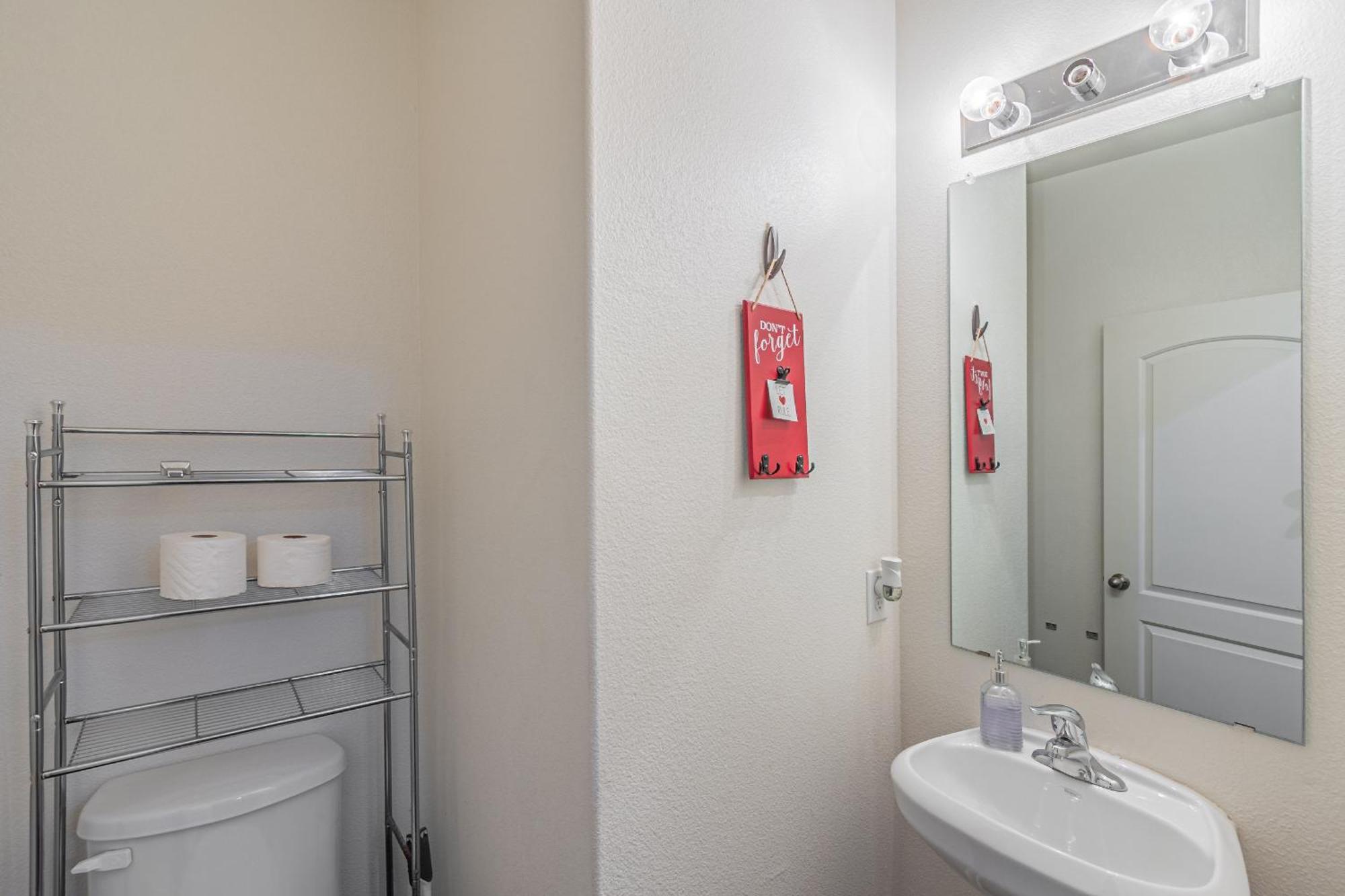 Luxury 5Br Dallas Retreat With Business Amenities - Perfect For Business Travelers, Families & Groups Luaran gambar