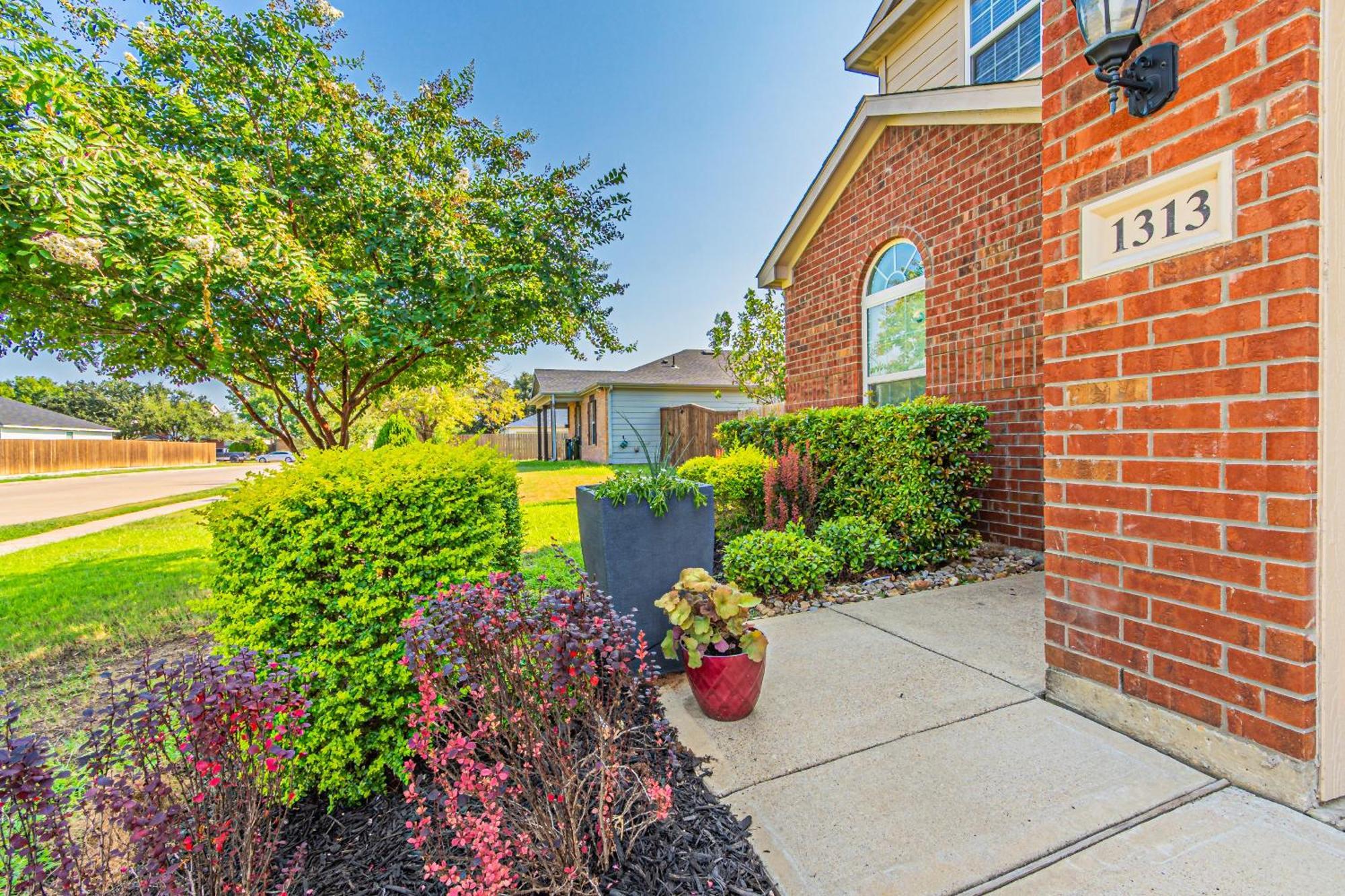 Luxury 5Br Dallas Retreat With Business Amenities - Perfect For Business Travelers, Families & Groups Luaran gambar
