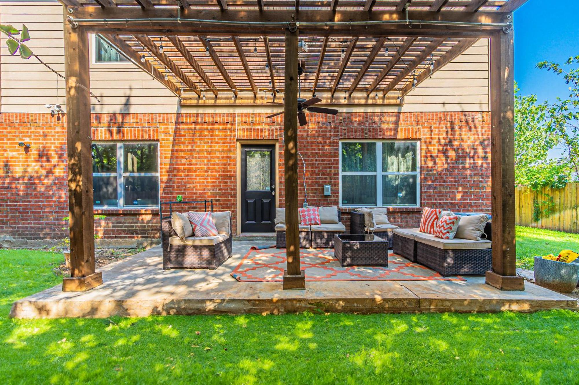 Luxury 5Br Dallas Retreat With Business Amenities - Perfect For Business Travelers, Families & Groups Luaran gambar