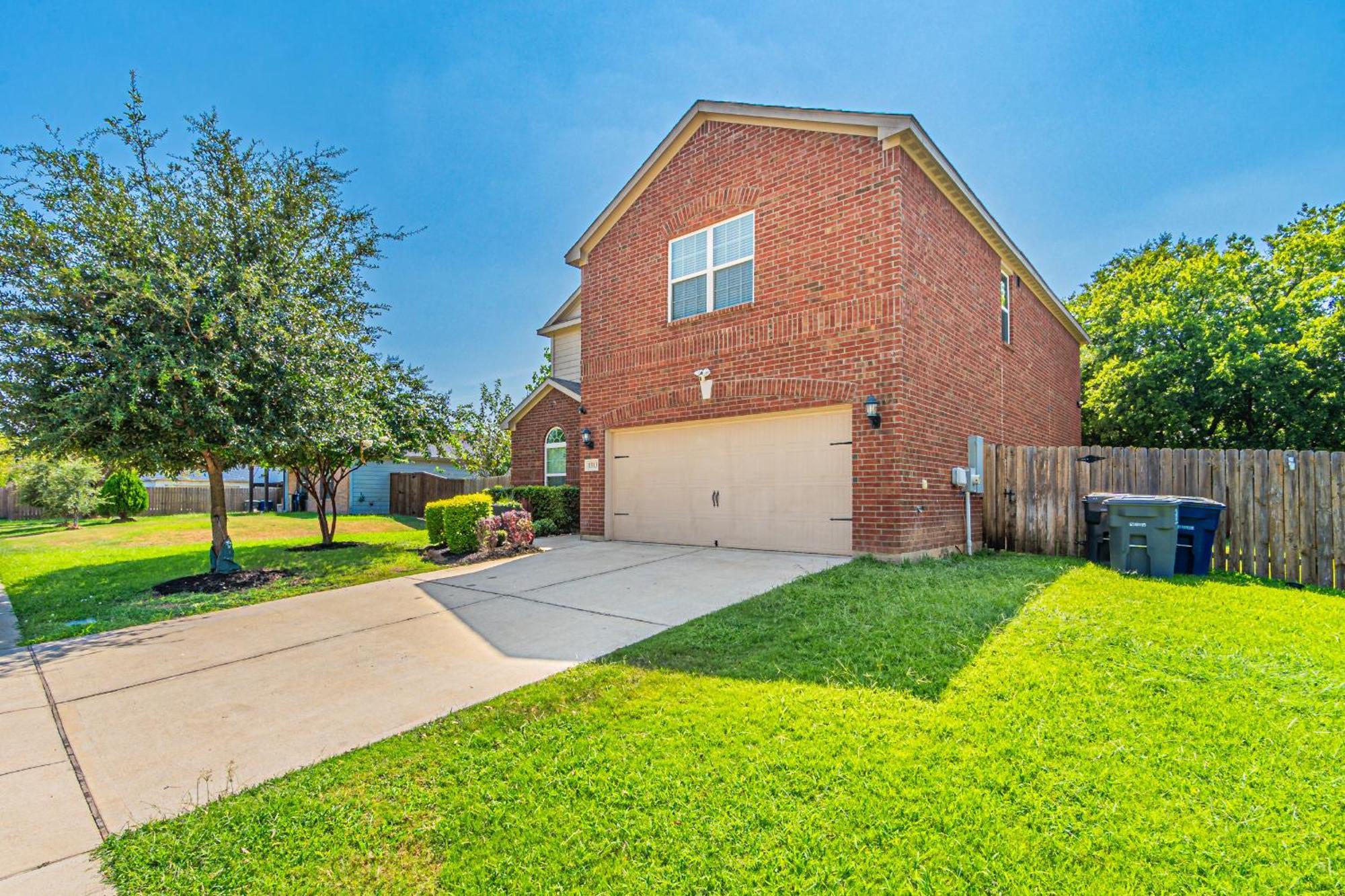 Luxury 5Br Dallas Retreat With Business Amenities - Perfect For Business Travelers, Families & Groups Luaran gambar
